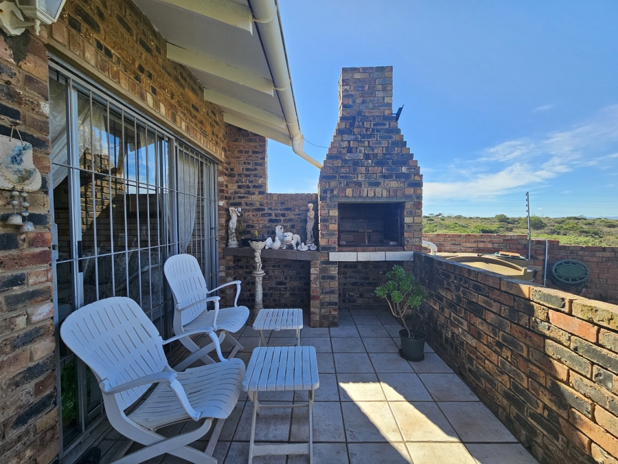 3 Bedroom Property for Sale in C Place Eastern Cape